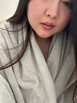 Snapshot of Mini-08 chatting on 02.16.25 Mini-08 online show from 02.16.25