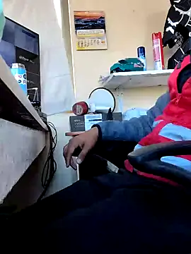 Snapshot of securityhot chatting on 01.11.25 securityhot online show from 01.11.25