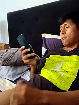 Snapshot of securityhot chatting on 01.24.25 securityhot online show from 01.24.25