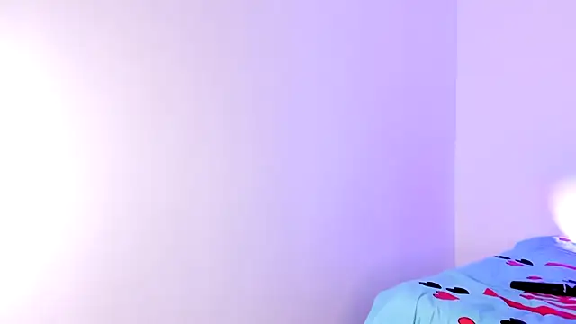 Laurensmith9 online show from 02.20.25