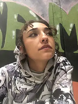 NickiYoung online show from 02.11.25