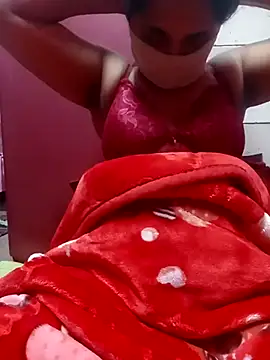 YourHotRandi online show from 10.13.25