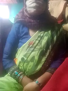 YourHotRandi online show from 02.05.26