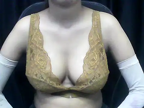 Snapshot of hot-niti chatting on 09.12.25 hot-niti online show from 09.12.25