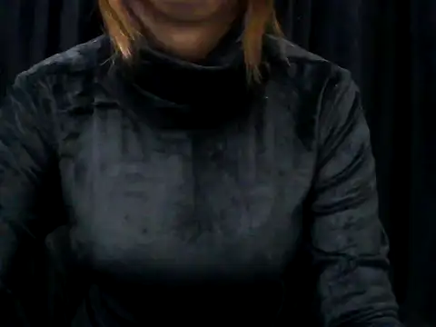 Snapshot of hot-niti chatting on 11.16.25 hot-niti online show from 11.16.25