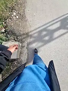 Snapshot of Black-Flack chatting on 12.04.25 Black-Flack online show from 12.04.25