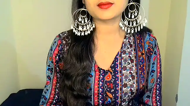 SIYA MAVI online show from 02.12.25