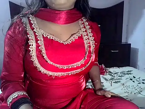 SIYA MAVI online show from 07.08.26