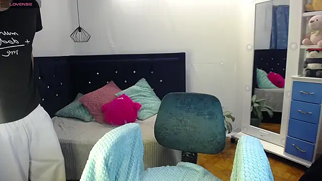 twinkmilk  online show from 03.13.25