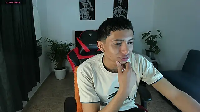 twinkmilk  online show from 09.08.25