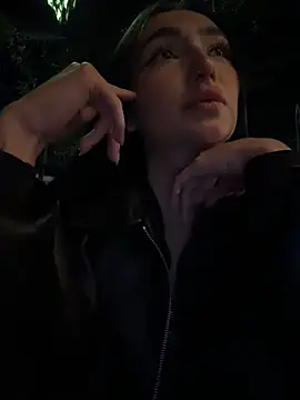 Maddy Jones online show from 07.17.26
