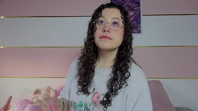 Charlotte  Miller online show from 11.21.25