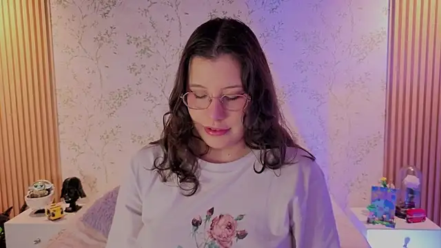 Charlotte  Miller online show from 06.06.26