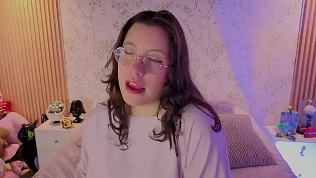 Charlotte  Miller online show from 06.07.26