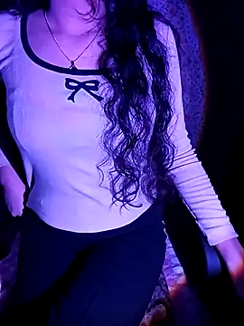 Snapshot of Angelnirvanaa chatting on 11.07.25 Angelnirvanaa online show from 11.07.25