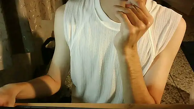 KYU890428 online show from 10.19.25