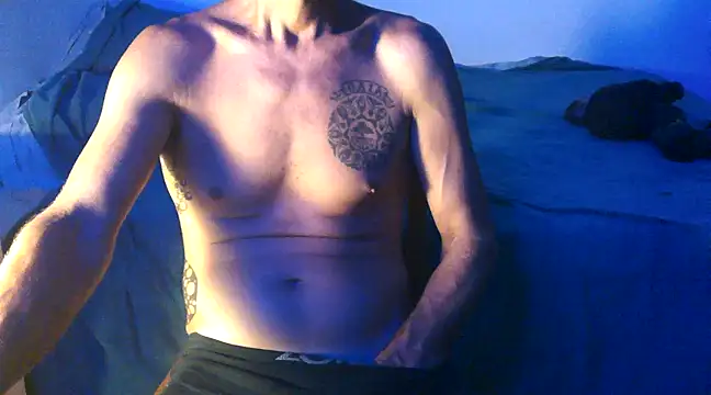 Snapshot of GoloZeusMax chatting on 02.09.25 GoloZeusMax online show from 02.09.25