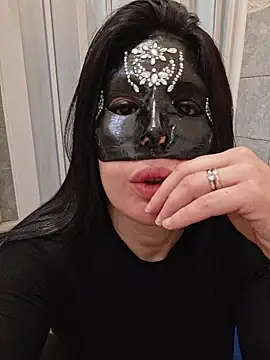 Snapshot of desyree89 chatting on 02.28.26 desyree89 online show from 02.28.26