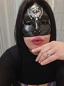 Snapshot of desyree89 chatting on 03.14.26 desyree89 online show from 03.14.26