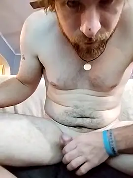 Snapshot of douchydan42 chatting on 11.25.25 douchydan42 online show from 11.25.25