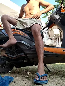 aryan 8051 online show from 11.13.25