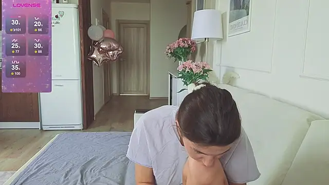 KristineEsme online show from 06.22.26