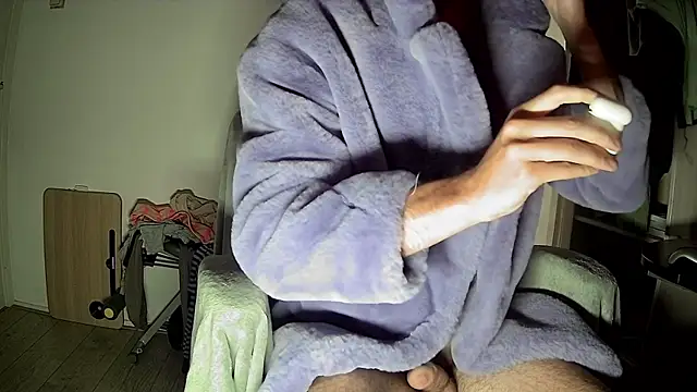 onesieboyx online show from 06.30.26