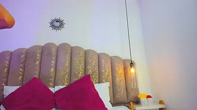 nayara macherano online show from 12.02.25