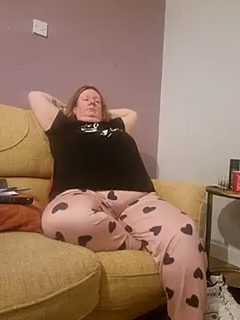 curvy girl71 online show from 01.11.25