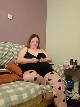 curvy girl71 online show from 02.19.25