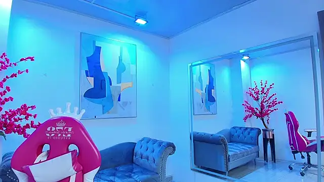 Snapshot of Arianna_sweeet chatting on 10.24.25 Arianna sweeet online show from 10.24.25