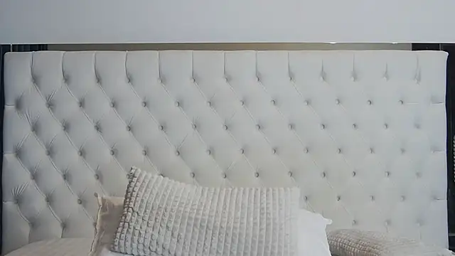 Snapshot of Dr_Barbie chatting on 03.04.25 Dr Barbie online show from 03.04.25