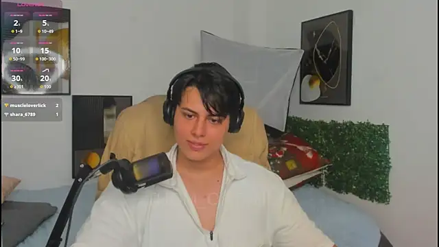 Snapshot of Thom_Ohtani chatting on 05.16.26 Thom Ohtani online show from 05.16.26