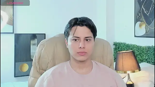 Snapshot of Thom_Ohtani chatting on 05.19.26 Thom Ohtani online show from 05.19.26