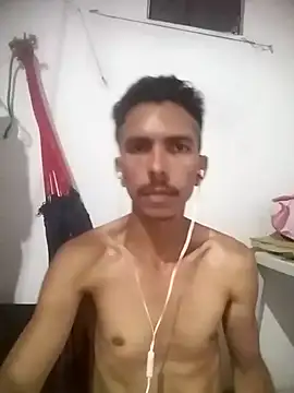 MagrinhoSaradoo online show from 02.15.25