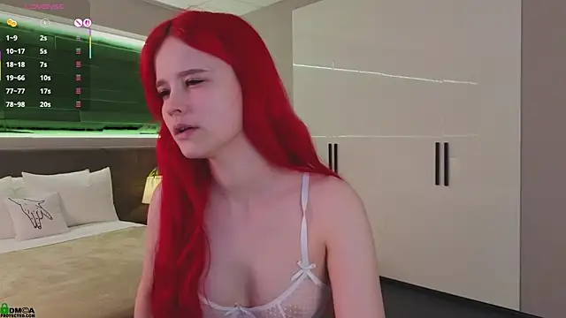 Rina Red online show from 11.16.25