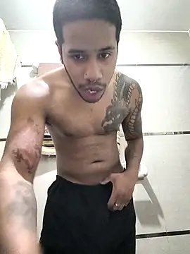 Snapshot of THEGOATHL chatting on 10.21.25 THEGOATHL online show from 10.21.25