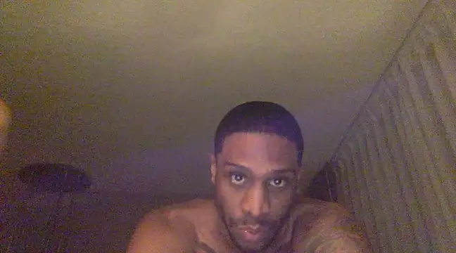 Snapshot of mileshighclub420 chatting on 02.24.25 mileshighclub420 online show from 02.24.25