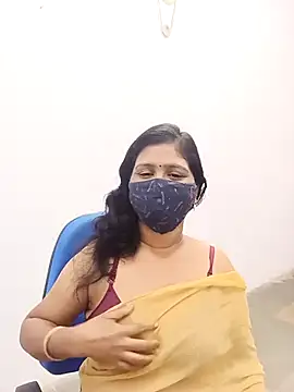 Snapshot of Lucky-Deepthi chatting on 02.28.25 Lucky-Deepthi online show from 02.28.25