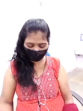 Snapshot of Lucky-Deepthi chatting on 03.09.25 Lucky-Deepthi online show from 03.09.25