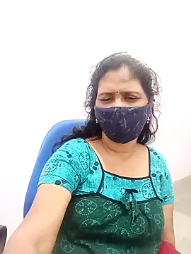 Snapshot of Lucky-Deepthi chatting on 03.12.25 Lucky-Deepthi online show from 03.12.25