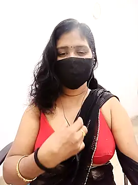 Snapshot of Lucky-Deepthi chatting on 09.11.25 Lucky-Deepthi online show from 09.11.25