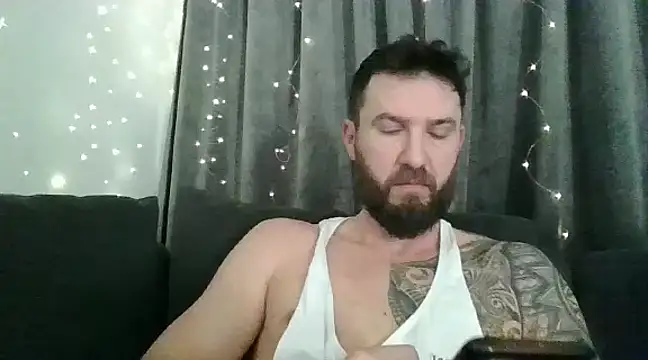 Snapshot of realdilf chatting on 01.13.25 realdilf online show from 01.13.25