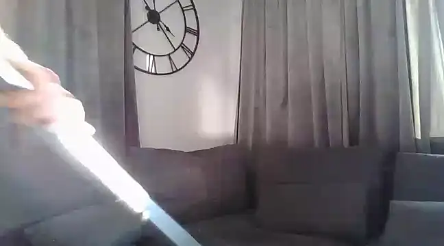 Snapshot of realdilf chatting on 03.21.25 realdilf online show from 03.21.25