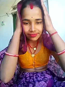 Snapshot of Amaya_Bajwa chatting on 01.28.25 Amaya Bajwa online show from 01.28.25