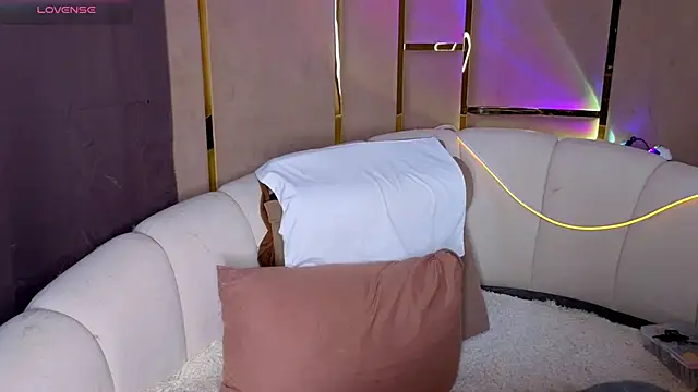 emilytrays online show from 04.26.26