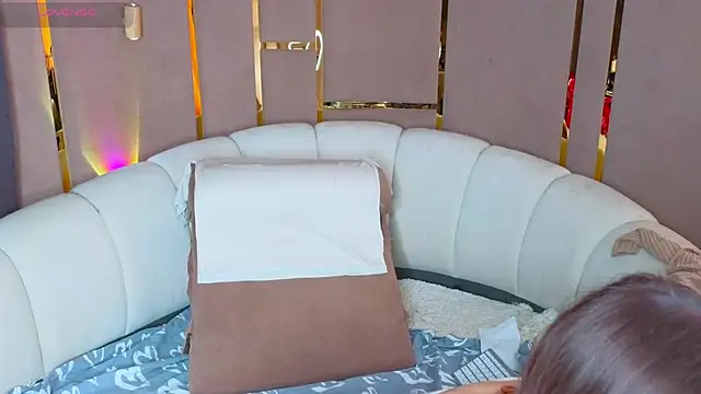 emilytrays online show from 06.29.26