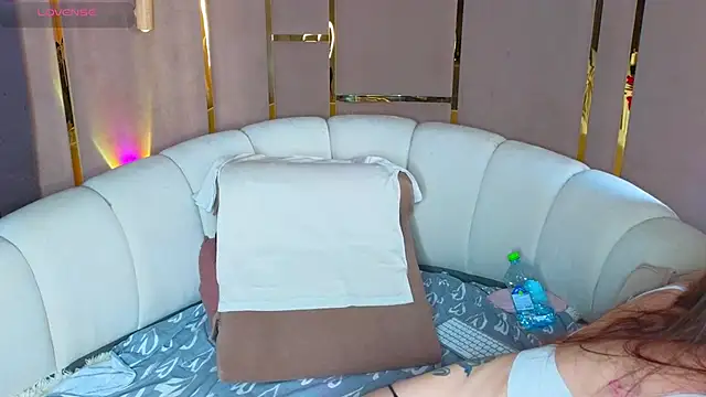 emilytrays online show from 07.01.26