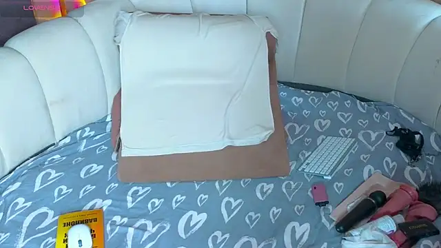 emilytrays online show from 07.23.26