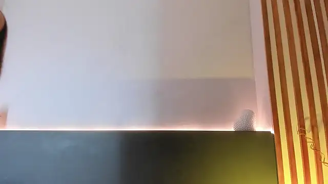 sara  jones gh online show from 03.18.25